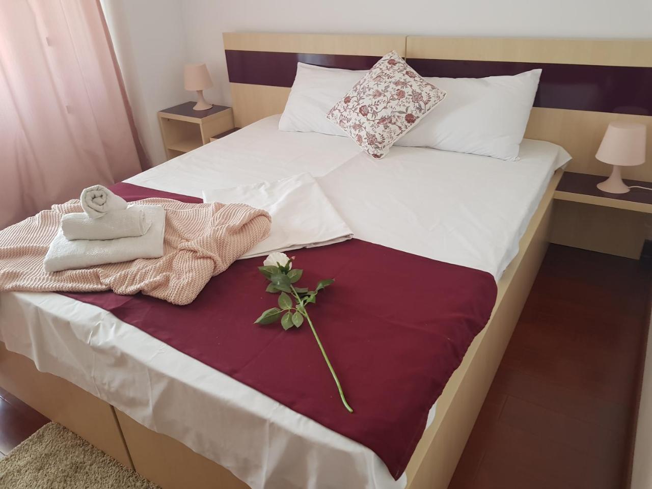 Divan Residence Apartments Bukares Bagian luar foto