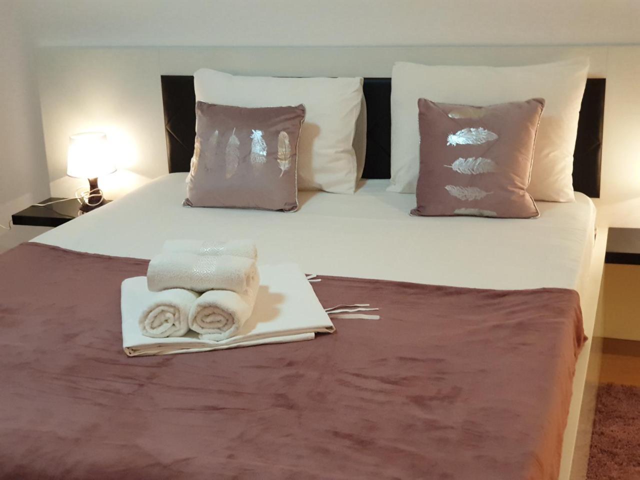 Divan Residence Apartments Bukares Bagian luar foto