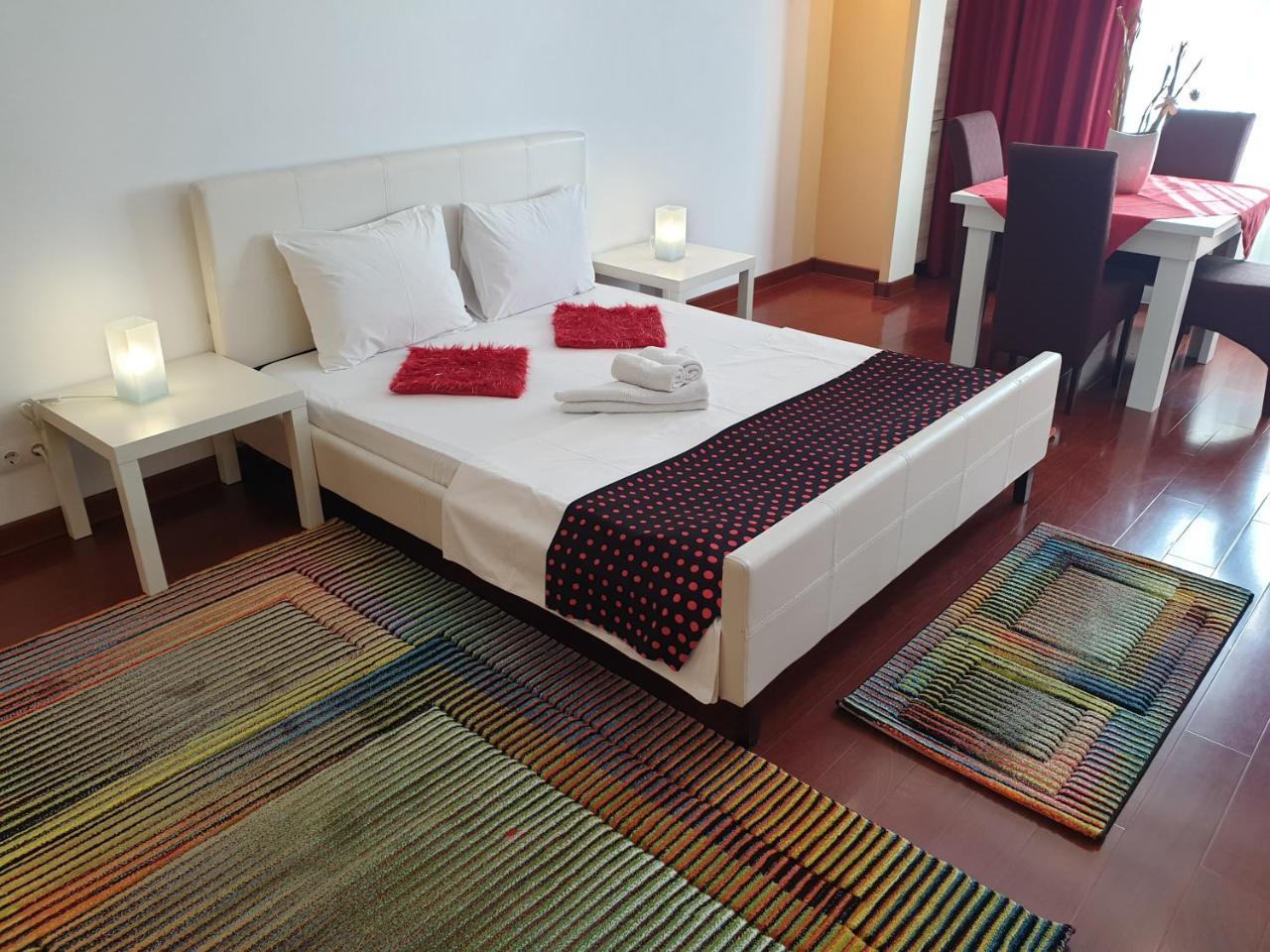 Divan Residence Apartments Bukares Bagian luar foto