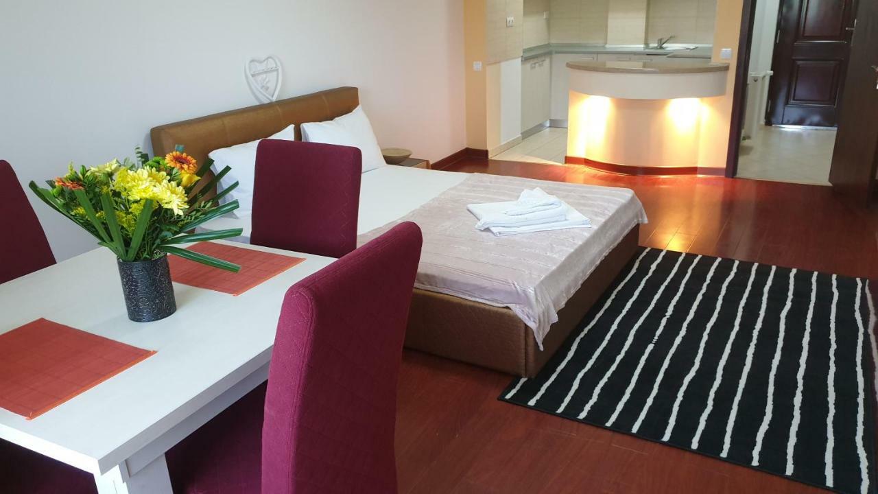 Divan Residence Apartments Bukares Bagian luar foto